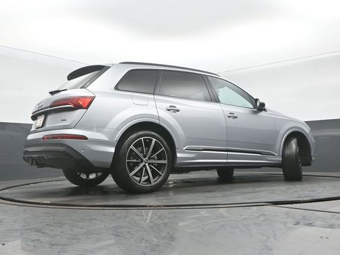 Used 2021 Audi Q7 3.0T Premium Plus w/ Executive Package image 12