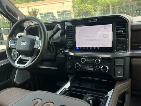 New 2026 Ford F250 King Ranch w/ Chrome Package AWD/4WD image 3
