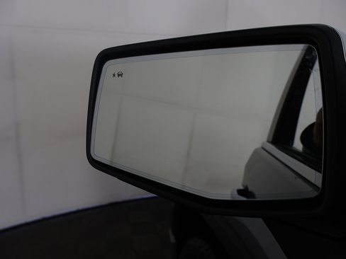 Used 2023 GMC Sierra 1500 Denali Ultimate image 34