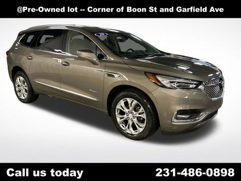 Used 2020 Buick Enclave Avenir w/ Avenir Technology Package AWD/4WD image 7
