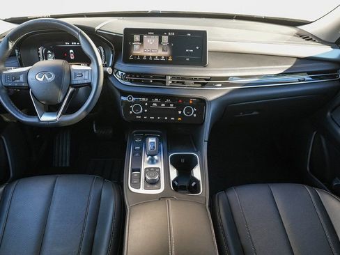 Certified 2024 INFINITI QX60 Luxe image 11