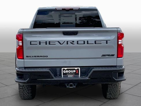 Used 2024 Chevrolet Silverado 1500 ZR2 w/ Technology Package AWD/4WD image 5