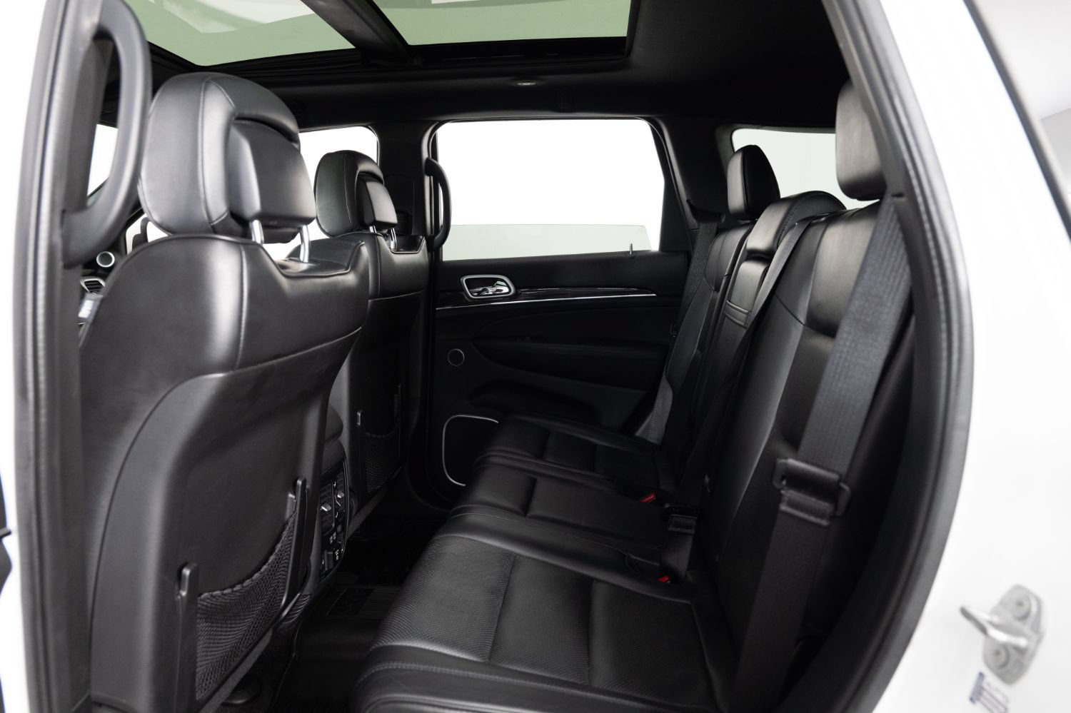 Used 2016 Jeep Grand Cherokee High Altitude AWD/4WD image 19