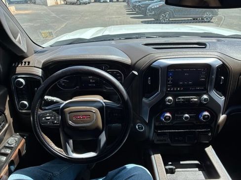 Used 2020 GMC Sierra 1500 SLT w/ SLT Premium Package AWD/4WD image 1