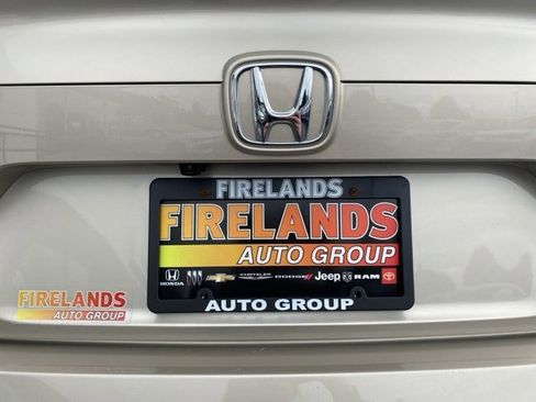 Used 2018 Honda Accord Touring image 14