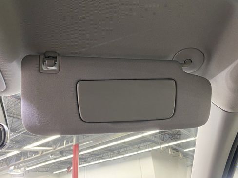 Used 2024 GMC Terrain SLT image 42