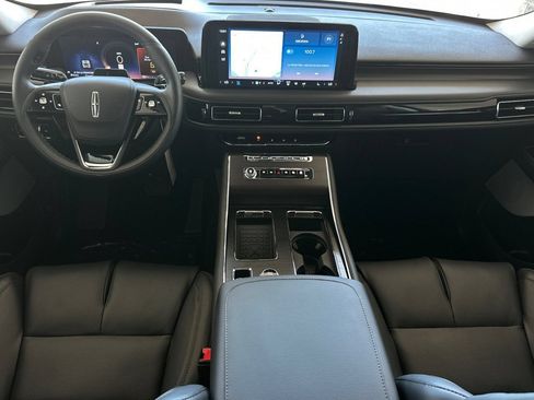 New 2026 Lincoln Aviator Reserve AWD/4WD image 12