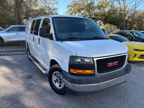 Used 2020 GMC Savana 2500 w/ Driver Convenience Package image 4