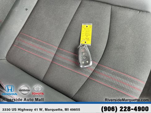 Used 2024 Chevrolet Equinox RS image 26