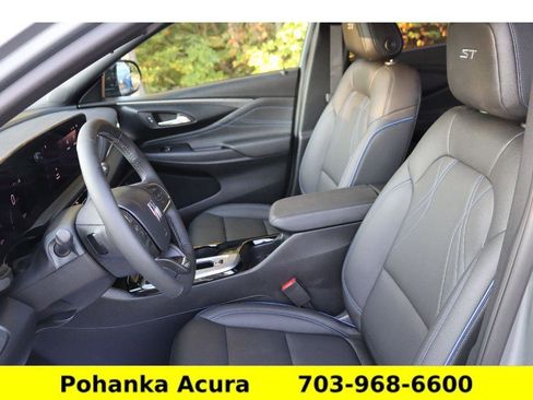 Used 2025 Buick Envista Sport Touring w/ Convenience I Package image 22