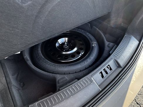 Used 2025 Lincoln Corsair FWD image 10