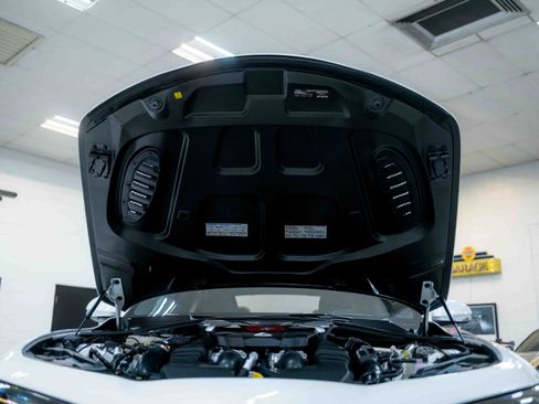 Used 2017 Alfa Romeo Giulia Quadrifoglio image 97