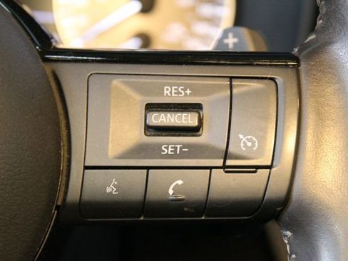 Used 2021 Nissan Rogue S image 21