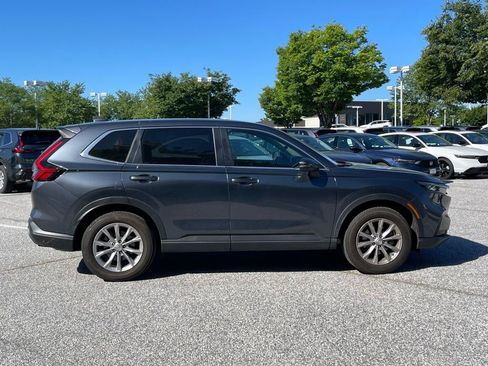 Used 2023 Honda CR-V EX-L image 4