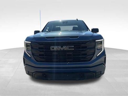 Used 2024 GMC Sierra 1500 Pro w/ Graphite Edition AWD/4WD image 8