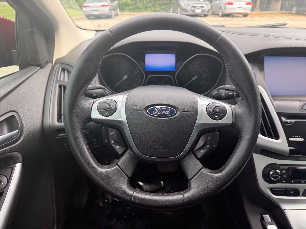 Used 2013 Ford Focus SE FWD image 16