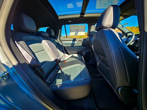 New 2026 GMC Terrain AT4 w/ Convenience Package III image 38