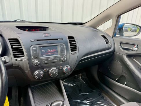 Used 2014 Kia Forte EX FWD image 20