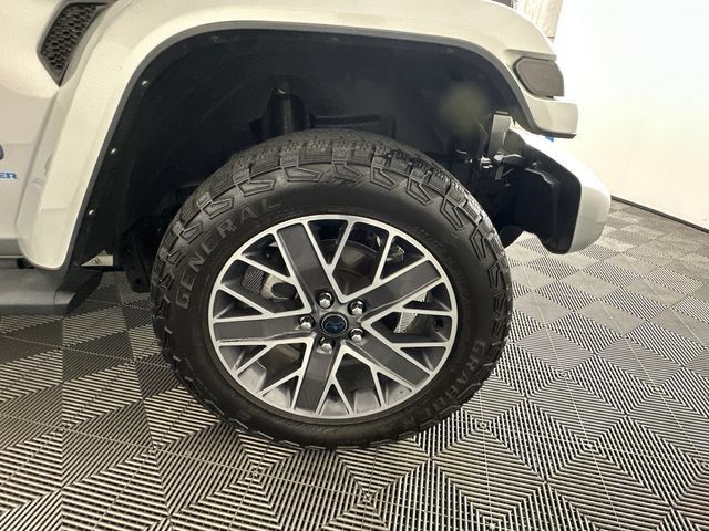 Used 2024 Jeep Wrangler High Altitude AWD/4WD image 34