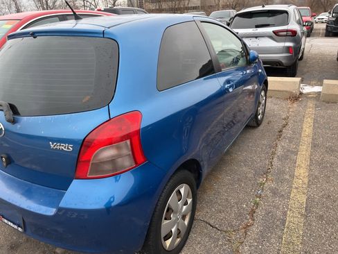 Used 2007 Toyota Yaris 2-Door Hatchback image 16