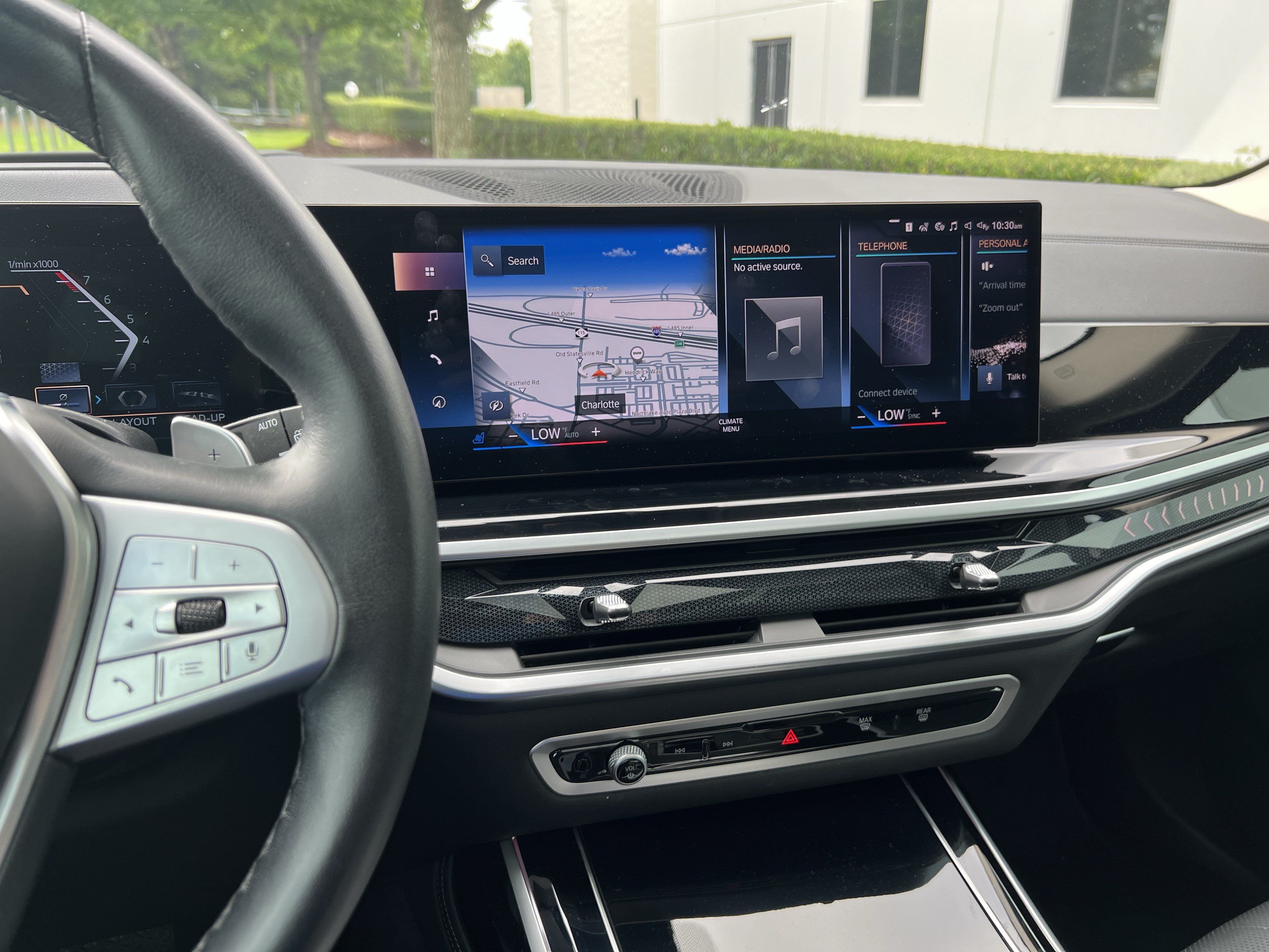 Used 2023 BMW X7 xDrive40i w/ Premium Package AWD/4WD image 31