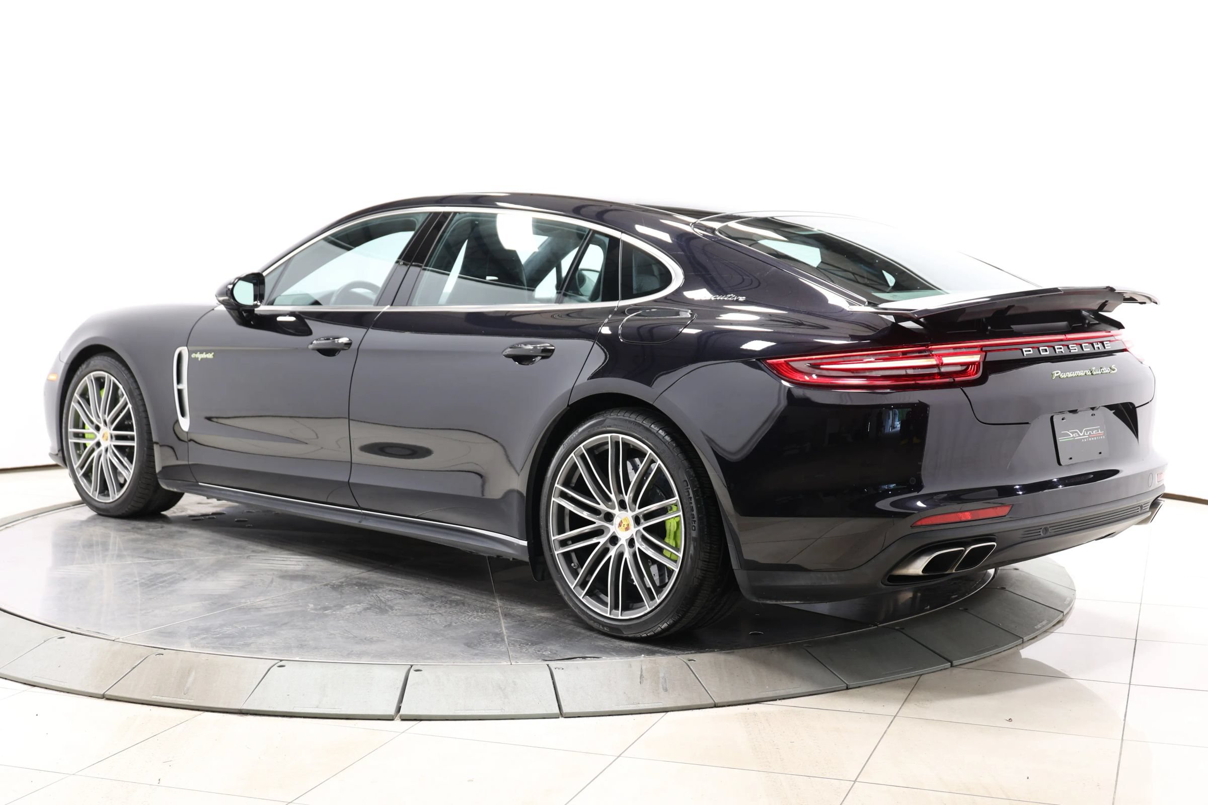 Used 2018 Porsche Panamera Turbo S Executive w/ Assistance Package AWD/4WD image 70