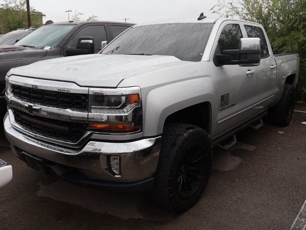 Used 2017 Chevrolet Silverado 1500 LT w/ All Star Edition AWD/4WD image 3