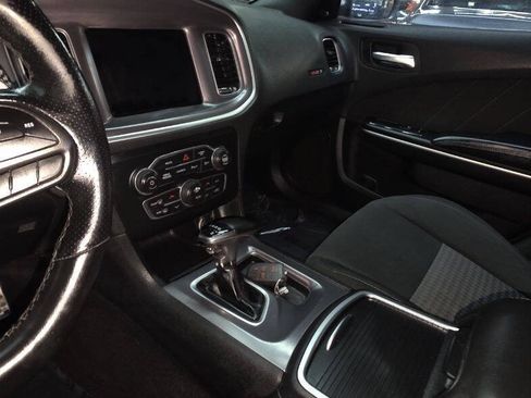 Used 2020 Dodge Charger Scat Pack w/ Dynamics Package RWD image 14