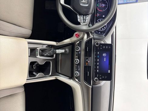 Used 2020 Honda Accord LX image 27