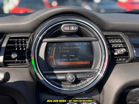 Used 2019 MINI Cooper S w/ Signature Upholstery Package FWD image 14