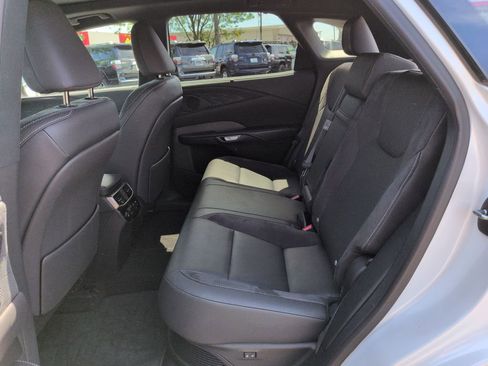 Used 2024 Lexus RX 350 w/ Convenience Package AWD/4WD image 25