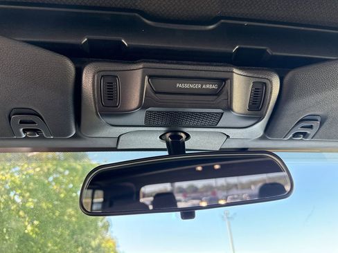 Used 2024 Jeep Gladiator Sport image 36