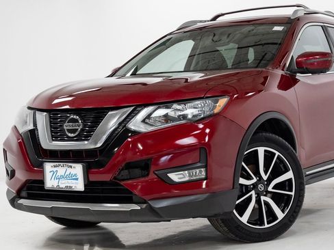 Used 2019 Nissan Rogue SL AWD/4WD image 2