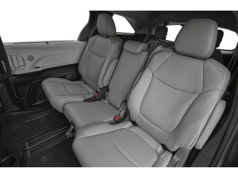 New 2026 Toyota Sienna XLE AWD/4WD image 8