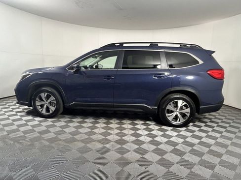 Used 2025 Subaru Ascent Premium image 10