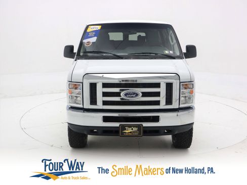 Used 2013 Ford E-350 and Econoline 350 XLT image 9