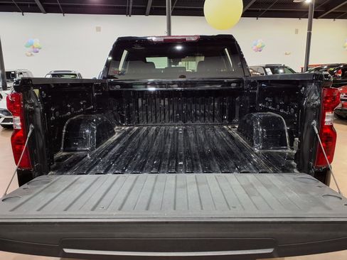 Used 2022 Chevrolet Silverado 1500 LT image 7