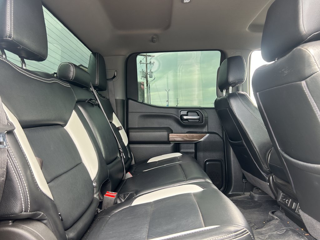 Used 2022 Chevrolet Silverado 1500 RST AWD/4WD image 29
