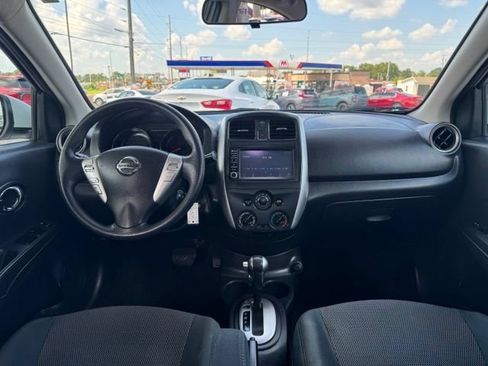 Used 2019 Nissan Versa SV FWD image 7