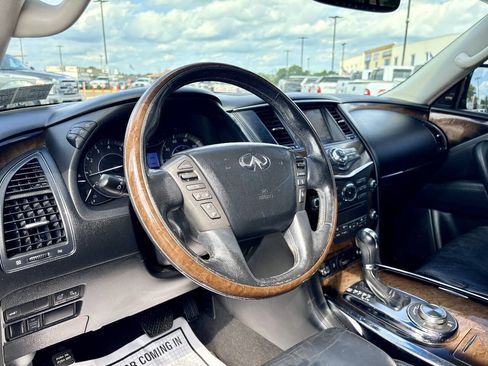 Used 2014 INFINITI QX80 4WD w/ Deluxe Touring Package image 13