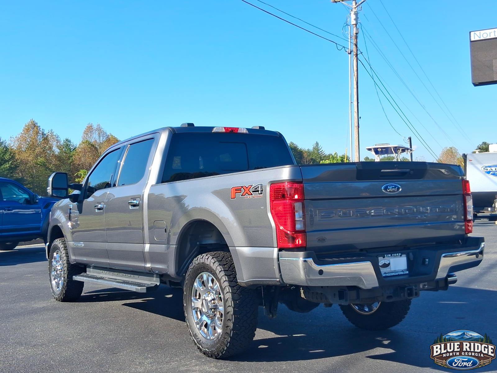 Used 2022 Ford F250 Lariat w/ Lariat Ultimate Package AWD/4WD image 3