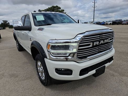 Used 2024 RAM 2500 Laramie w/ Off Road Package AWD/4WD image 11