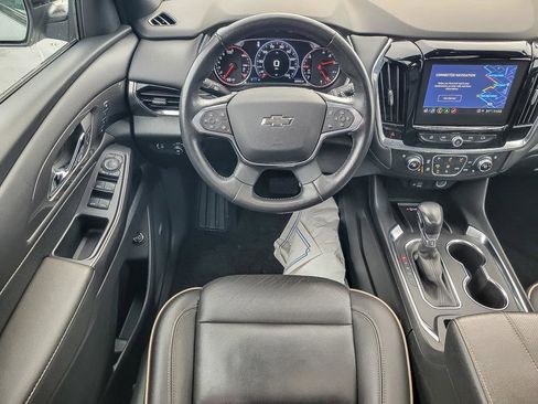 Certified 2022 Chevrolet Traverse Premier w/ Redline Edition image 12