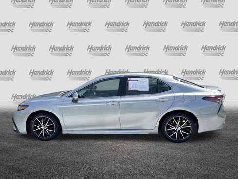 Certified 2024 Toyota Camry SE FWD image 7