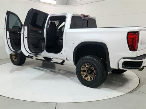 Used 2022 GMC Sierra 1500 Denali image 11