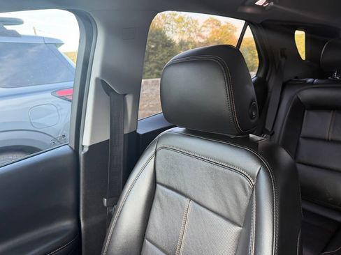 Used 2022 Chevrolet Equinox Premier AWD/4WD image 20