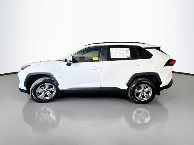 Used 2025 Toyota RAV4 XLE w/ Convenience Package FWD image 5