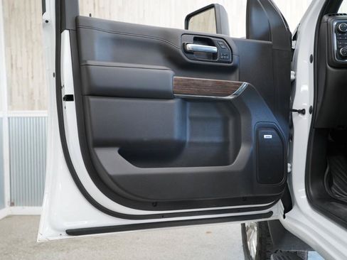 Used 2022 Chevrolet Silverado 2500 High Country w/ Safety Package II AWD/4WD image 26