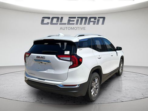 Used 2023 GMC Terrain SLT FWD image 3