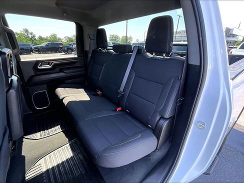 Used 2024 GMC Sierra 2500 SLE AWD/4WD image 25
